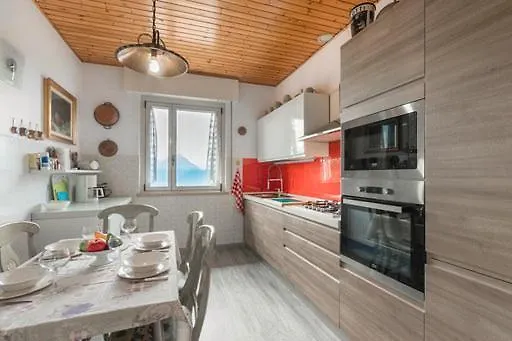 Apartamento Casa Heli 1 San Zeno di Montagna